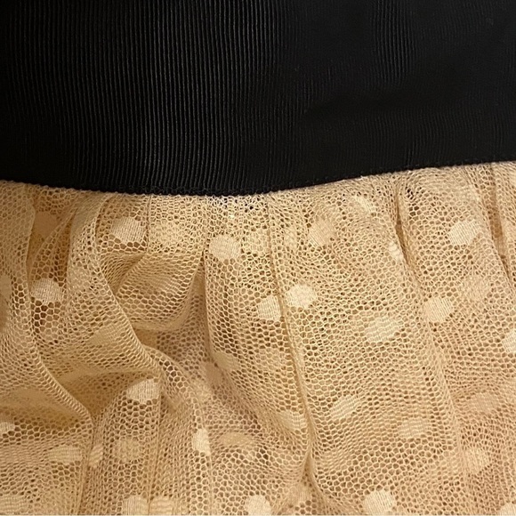 MILLY Tiered Tulle Polka Dotted Hanna Skirt in Nude Size 4 NWT - Picture 3 of 9